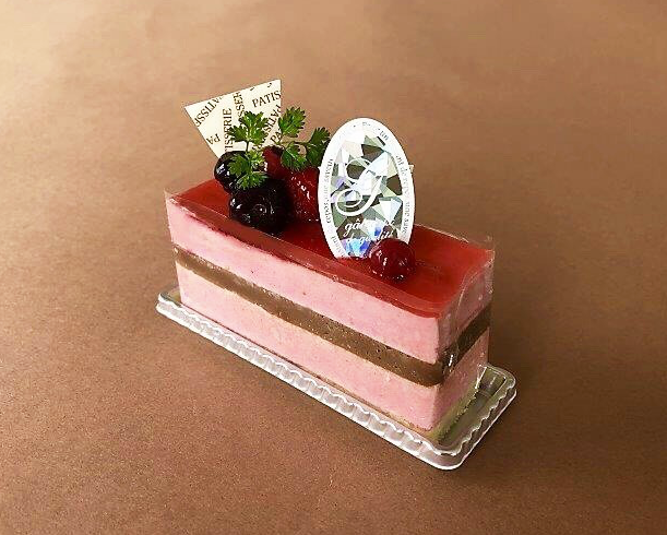 フランボワーズ 宮崎市のケーキ屋さん ケーキファクトリーヤマウチ